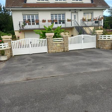 Bed and Breakfast Au Jardin Fessard Fagnon Exterior foto
