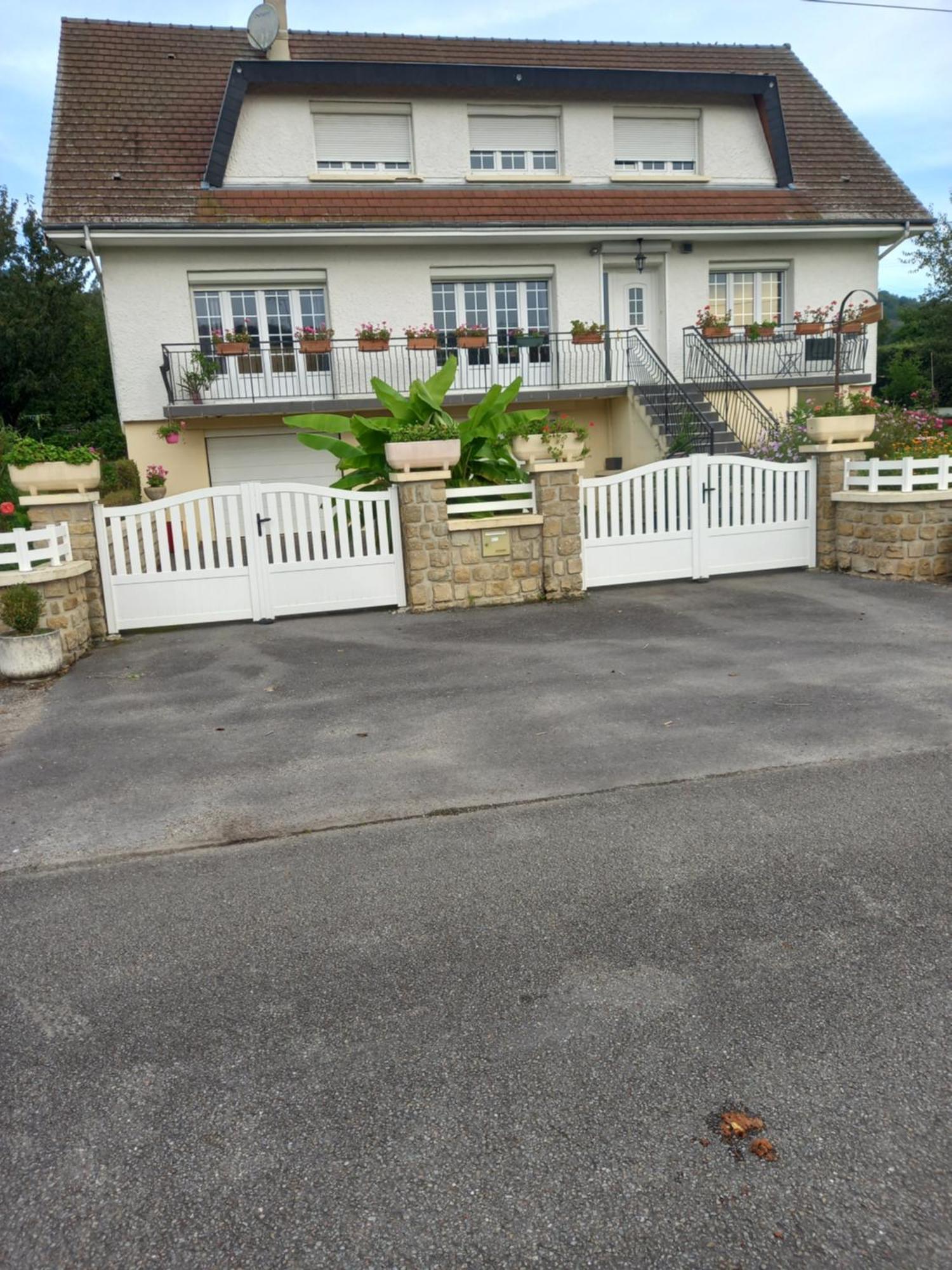 Bed and Breakfast Au Jardin Fessard Fagnon Exterior foto
